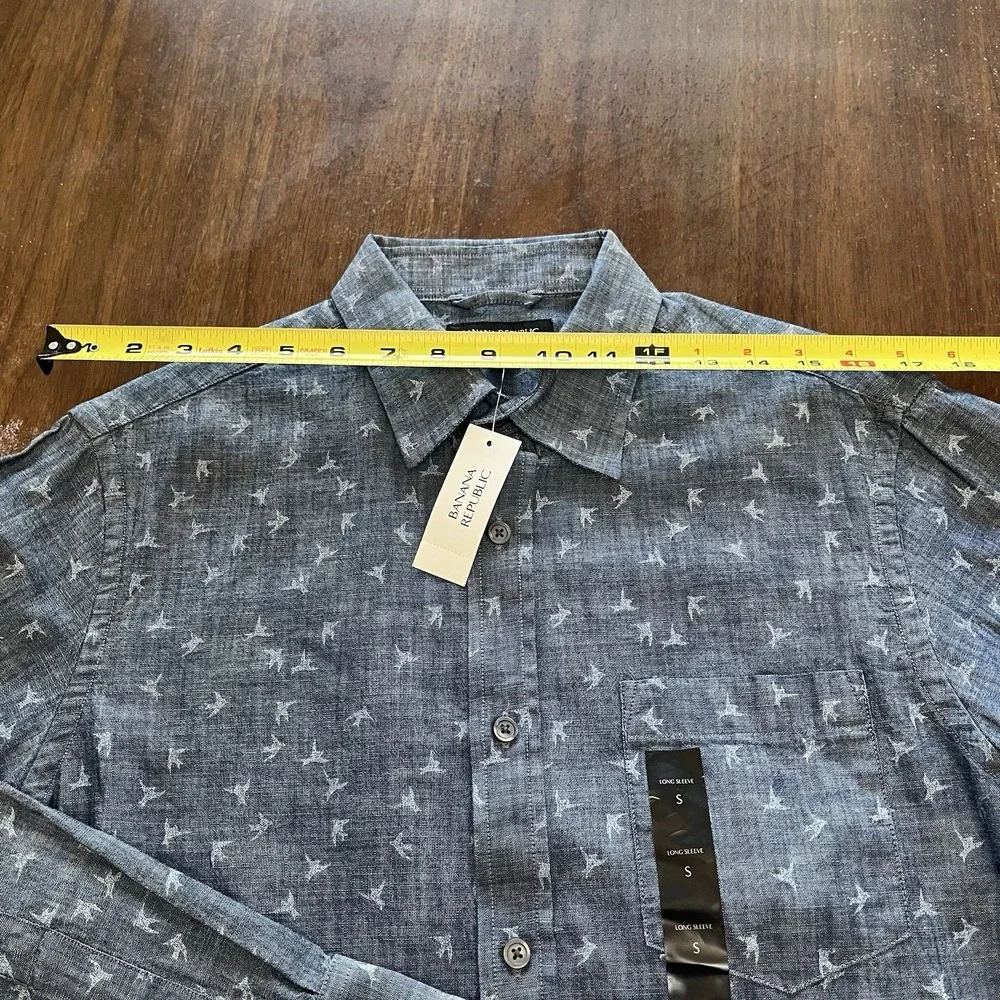 Banana Republic Soft Wash Men's S Cotton Blue Bird Print Button Down shirt NWT